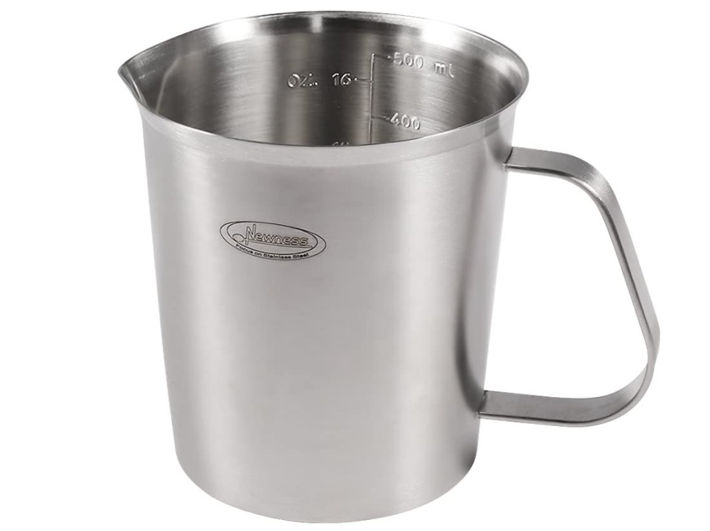 https://www.eatwithohashi.com/wp-content/uploads/2021/04/measuring-cup-with-spout-cooking.jpg